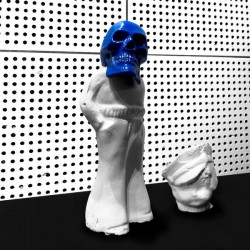 Frozen Charlotte (LP) vinyle bleu tête bleue